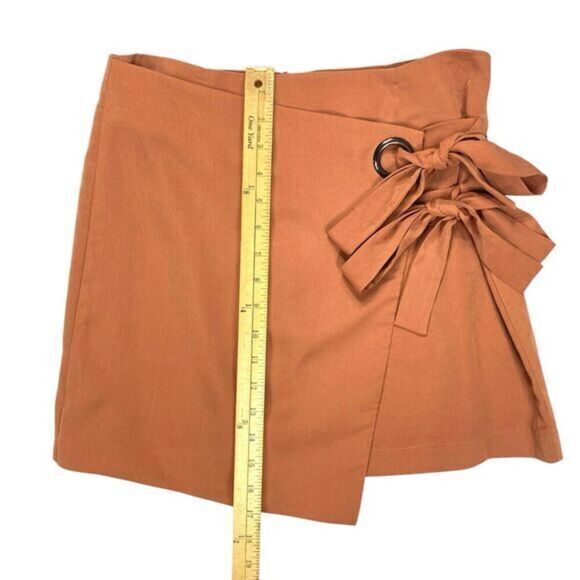 J.O.A. Wrap-Front Skirt Women Sz M Brown Rear Zip Asymmetrical Boho Coastal Mini - Picture 9 of 12